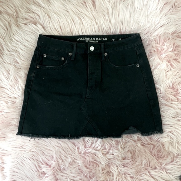 American Eagle Outfitters Dresses & Skirts - American Eagle black distressed denim skirt